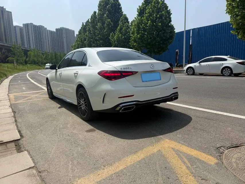 2025 Mercedes-Benz C Class 1.5T 204HP L4 9AT,autocango,china used car exporter,china ev exporter,chinese used car exporter,chinese used ev exporter