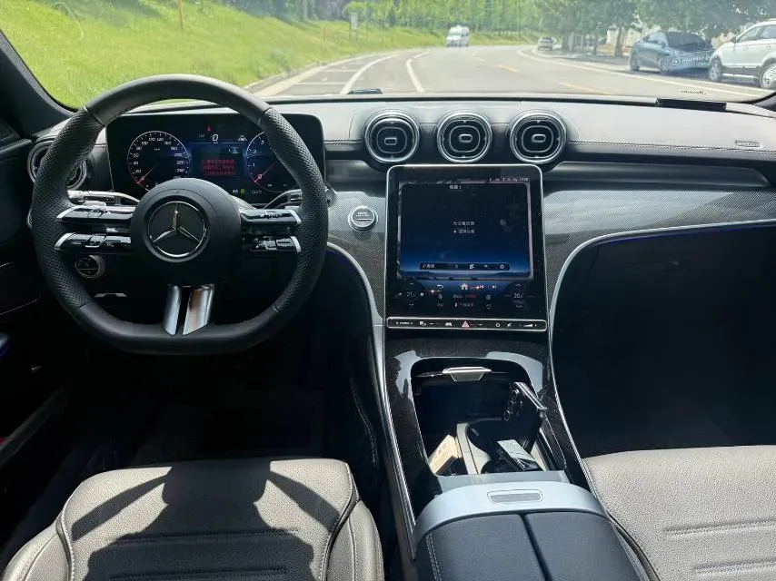 2025 Mercedes-Benz C Class 1.5T 204HP L4 9AT,autocango,china used car exporter,china ev exporter,chinese used car exporter,chinese used ev exporter