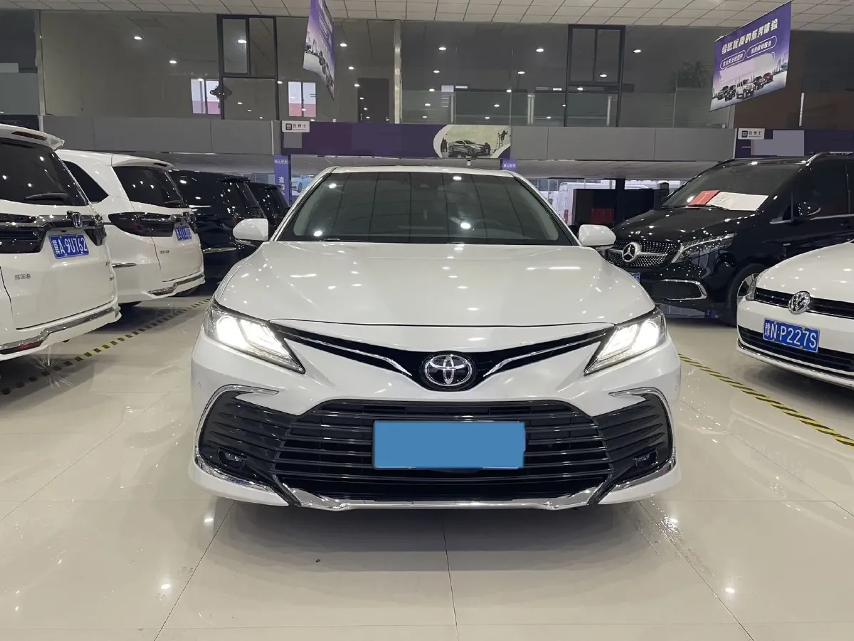 2023 Toyota Camry 2.0L 177HP L4 CVT,autocango,china used car exporter,china ev exporter,chinese used car exporter,chinese used ev exporter