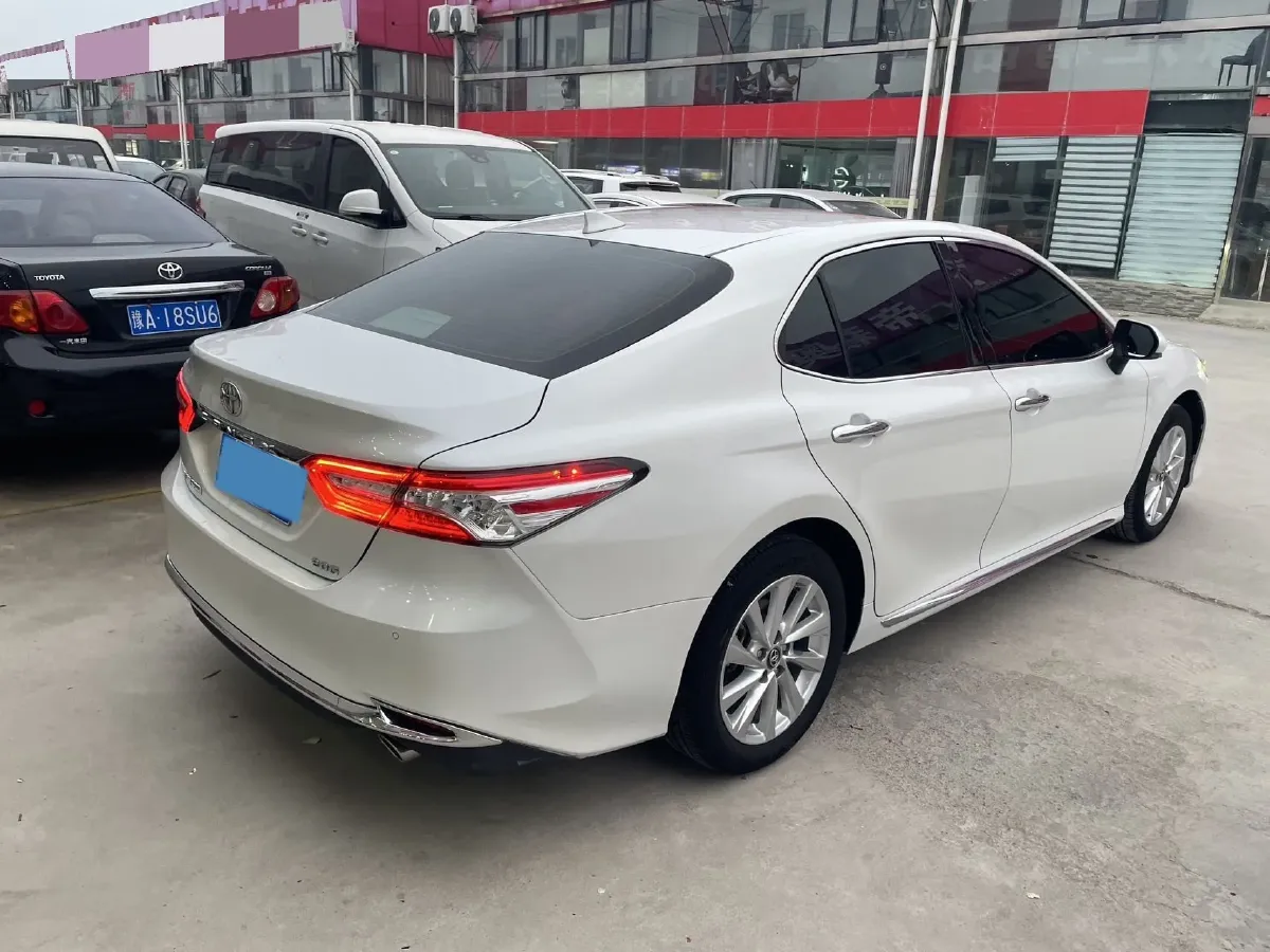 2023 Toyota Camry 2.0L 177HP L4 CVT,autocango,china used car exporter,china ev exporter,chinese used car exporter,chinese used ev exporter