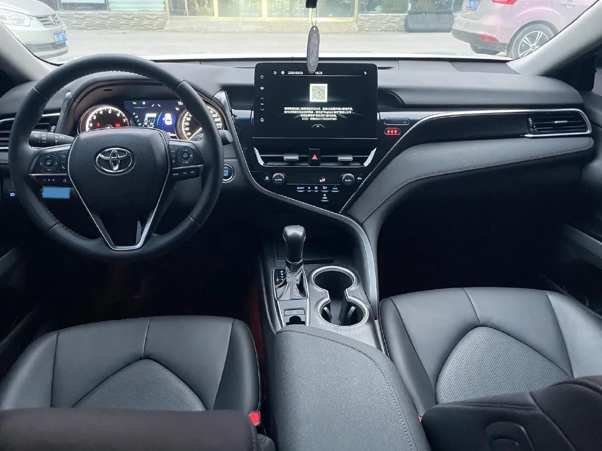 2023 Toyota Camry 2.0L 177HP L4 CVT,autocango,china used car exporter,china ev exporter,chinese used car exporter,chinese used ev exporter