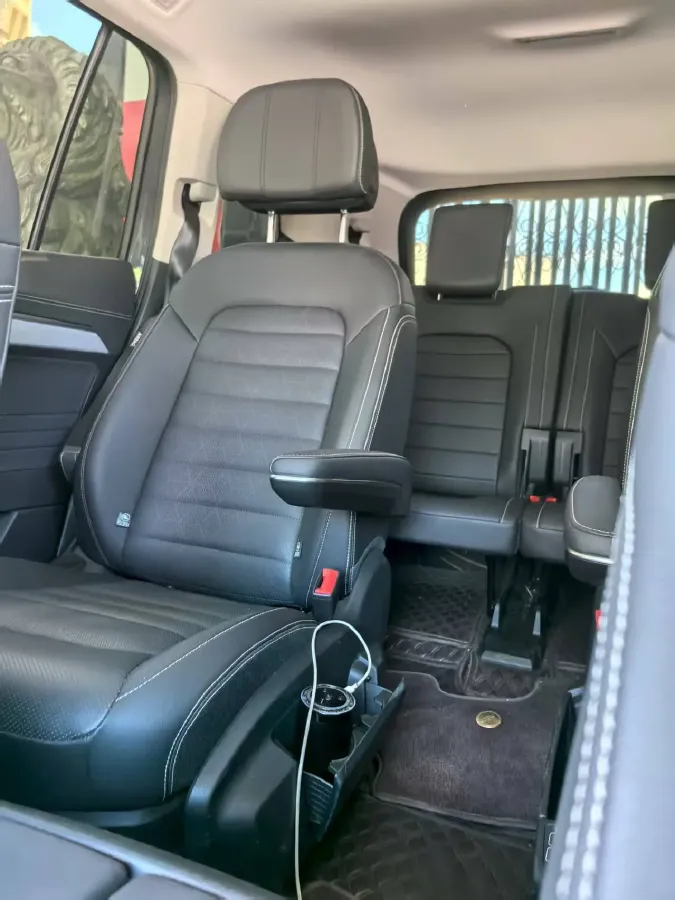 2024 Volkswagen Talagon 2.0T 220HP L4 7DCT,autocango,china used car exporter,china ev exporter,chinese used car exporter,chinese used ev exporter