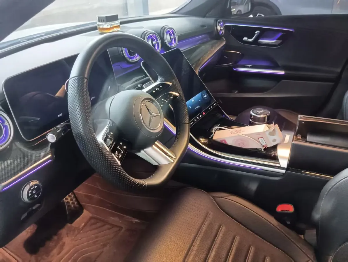 2025 Mercedes-Benz C Class 2.0T 204HP L4 9AT PHEV 25.4KWH,autocango,china used car exporter,china ev exporter,chinese used car exporter,chinese used ev exporter