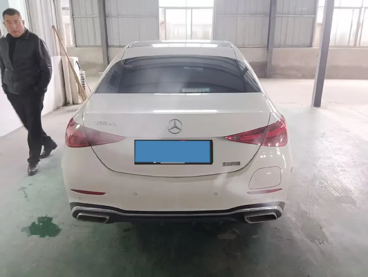 2025 Mercedes-Benz C Class 2.0T 204HP L4 9AT PHEV 25.4KWH,autocango,china used car exporter,china ev exporter,chinese used car exporter,chinese used ev exporter