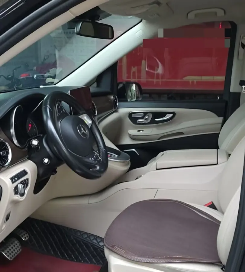 2020 Mercedes-Benz V Class 2.0T 211HP L4 9AT,autocango,china used car exporter,china ev exporter,chinese used car exporter,chinese used ev exporter