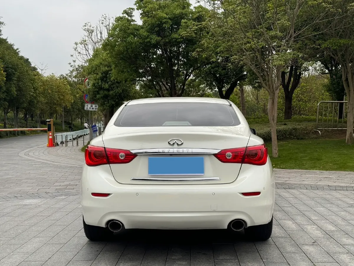 2016 Infiniti Q50L 2.0T 211HP L4 7AT,autocango,china used car exporter,china ev exporter,chinese used car exporter,chinese used ev exporter