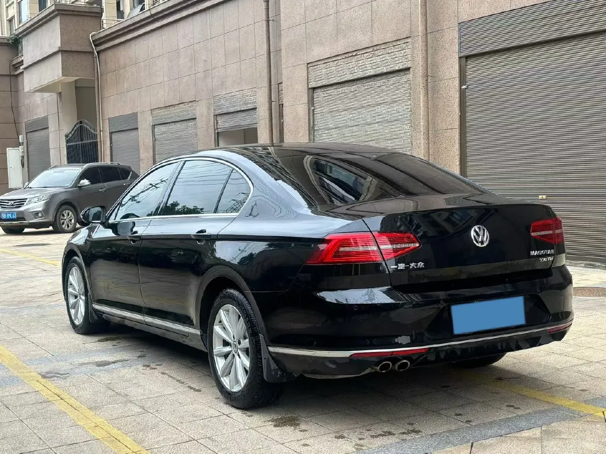 2018 Volkswagen Magotan 1.8T 180HP L4 7DCT,autocango,china used car exporter,china ev exporter,chinese used car exporter,chinese used ev exporter