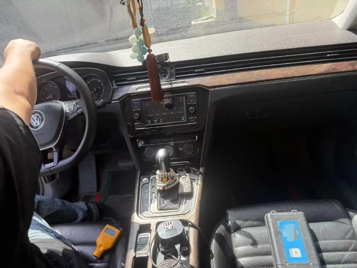 2018 Volkswagen Magotan 1.8T 180HP L4 7DCT,autocango,china used car exporter,china ev exporter,chinese used car exporter,chinese used ev exporter