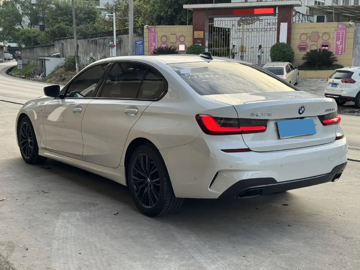 2021 BMW 3 Series 2.0T 184HP L4 8AT,autocango,china used car exporter,china ev exporter,chinese used car exporter,chinese used ev exporter