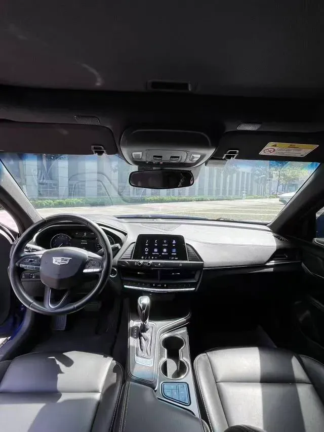 2021 Cadillac CT4 2.0T 237HP L4 8AT,autocango,china used car exporter,china ev exporter,chinese used car exporter,chinese used ev exporter