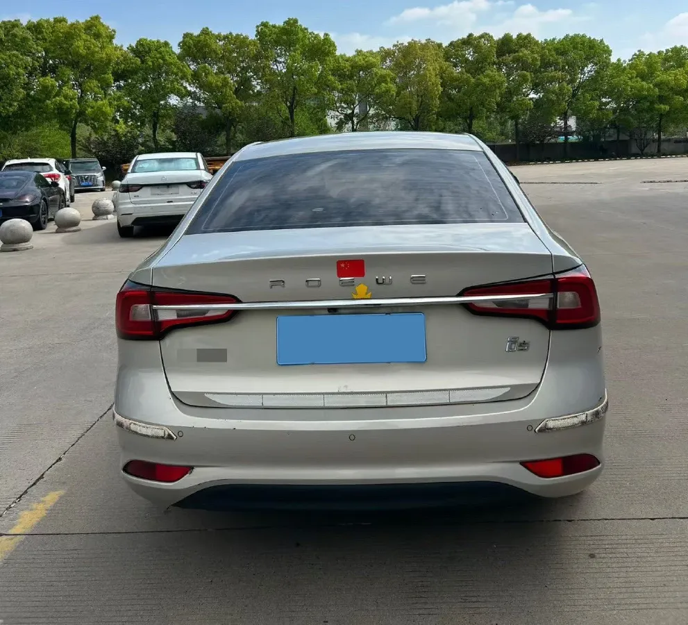 2019 Roewe i5 1.5L 120HP L4 CVT,autocango,china used car exporter,china ev exporter,chinese used car exporter,chinese used ev exporter