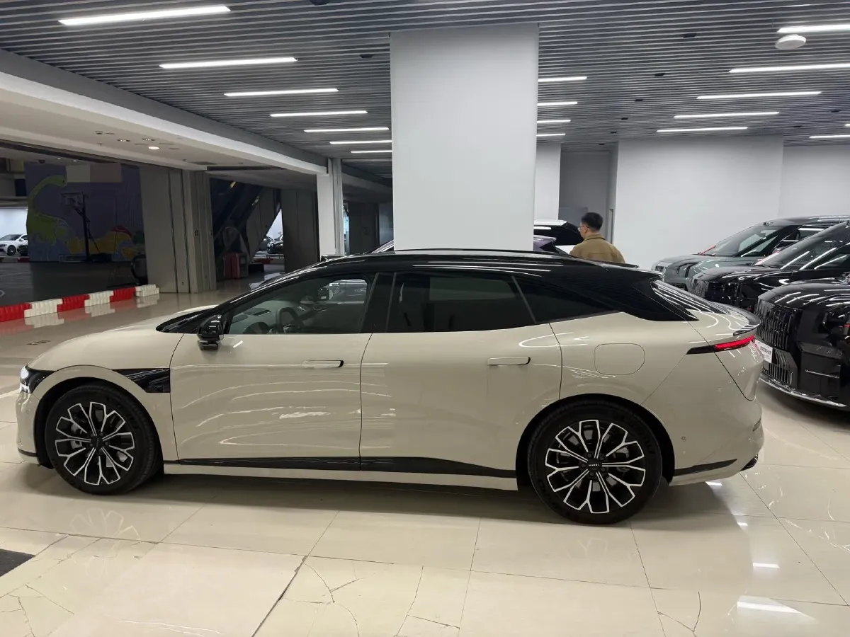 2025 Zeekr 007GT BEV 100.01KWH,autocango,china used car exporter,china ev exporter,chinese used car exporter,chinese used ev exporter