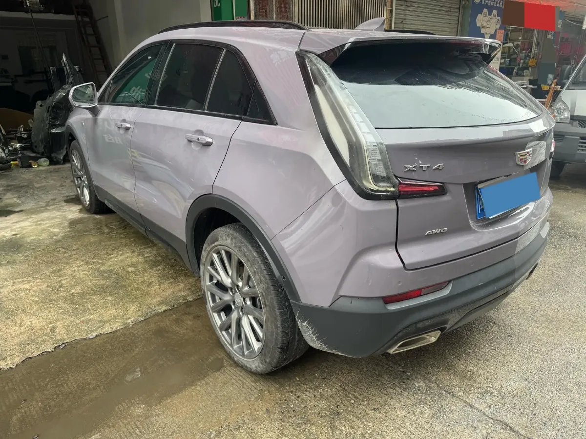 2022 Cadillac XT4 2.0T 237HP L4 9AT,autocango,china used car exporter,china ev exporter,chinese used car exporter,chinese used ev exporter