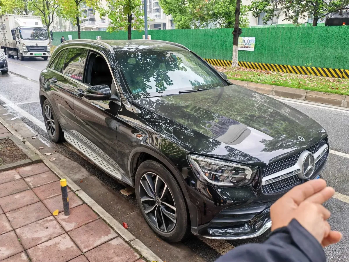 2021 Mercedes-Benz GLC Class 2.0T 258HP L4 9AT,autocango,china used car exporter,china ev exporter,chinese used car exporter,chinese used ev exporter