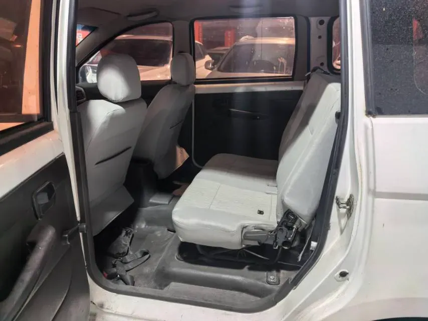 2016 WuLing HongGuang 1.5L 112HP L4 5MT,autocango,china used car exporter,china ev exporter,chinese used car exporter,chinese used ev exporter