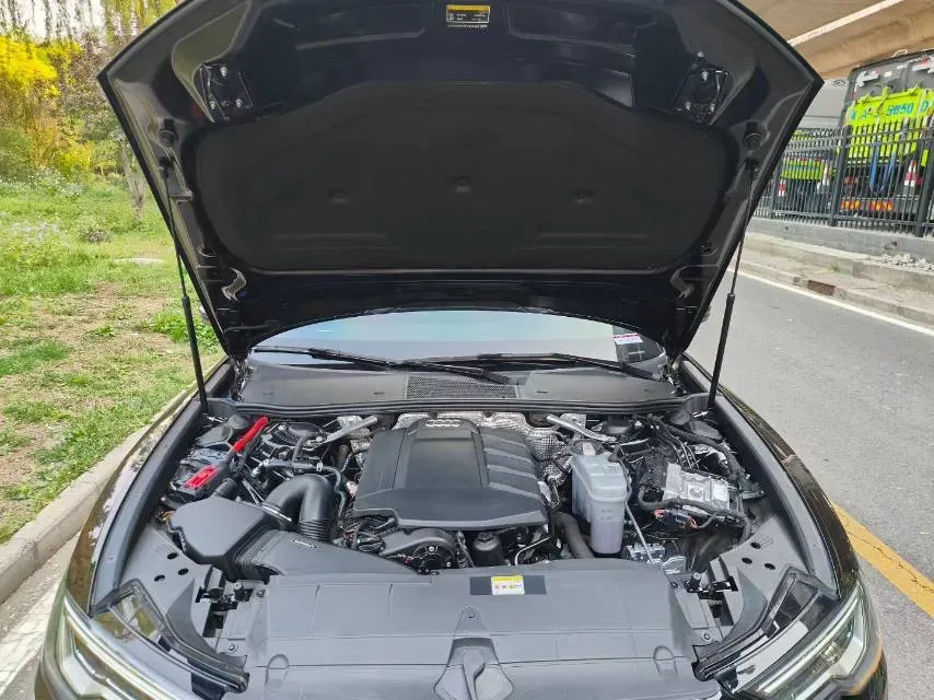 2023 Audi A6L 2.0T 190HP L4 7DCT,autocango,china used car exporter,china ev exporter,chinese used car exporter,chinese used ev exporter