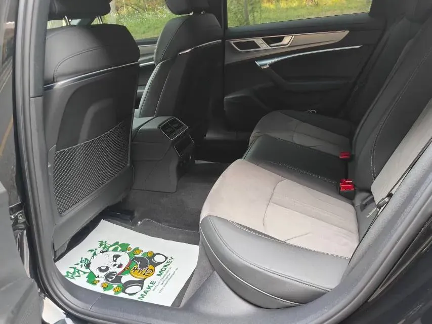 2023 Audi A6L 2.0T 190HP L4 7DCT,autocango,china used car exporter,china ev exporter,chinese used car exporter,chinese used ev exporter