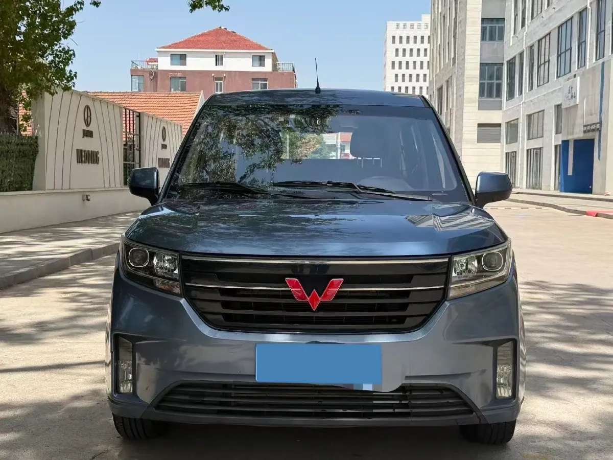 2019 WuLing HongGuang Plus 1.5T 147HP L4 6MT,autocango,china used car exporter,china ev exporter,chinese used car exporter,chinese used ev exporter