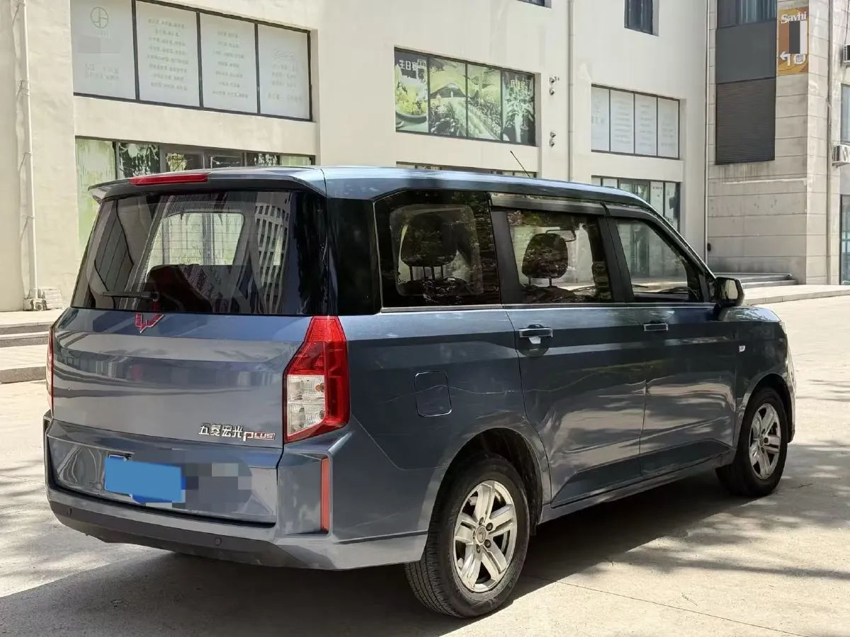 2019 WuLing HongGuang Plus 1.5T 147HP L4 6MT,autocango,china used car exporter,china ev exporter,chinese used car exporter,chinese used ev exporter