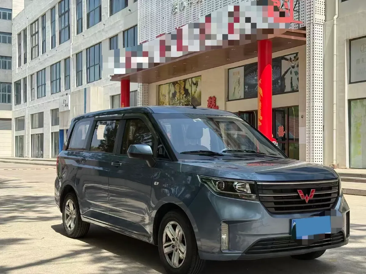 2019 WuLing HongGuang Plus 1.5T 147HP L4 6MT,autocango,china used car exporter,china ev exporter,chinese used car exporter,chinese used ev exporter