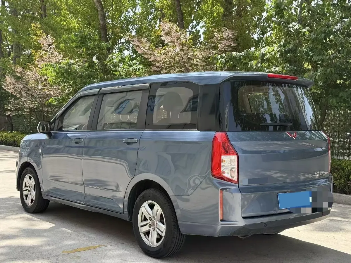 2019 WuLing HongGuang Plus 1.5T 147HP L4 6MT,autocango,china used car exporter,china ev exporter,chinese used car exporter,chinese used ev exporter
