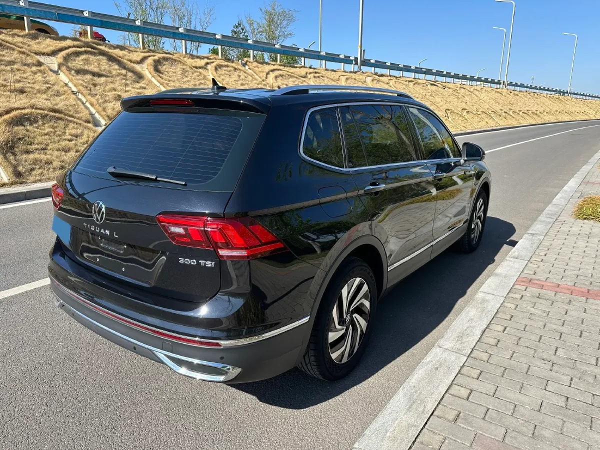2023 Volkswagen Tiguan L 1.5T 160HP L4 7DCT,autocango,china used car exporter,china ev exporter,chinese used car exporter,chinese used ev exporter