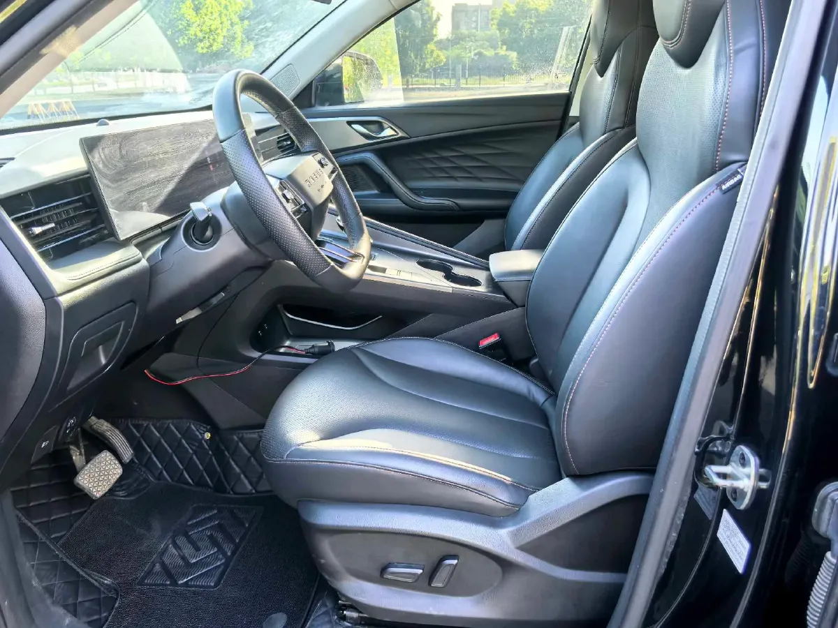 2023 Roewe RX5 1.5T 188HP L4 7DCT,autocango,china used car exporter,china ev exporter,chinese used car exporter,chinese used ev exporter