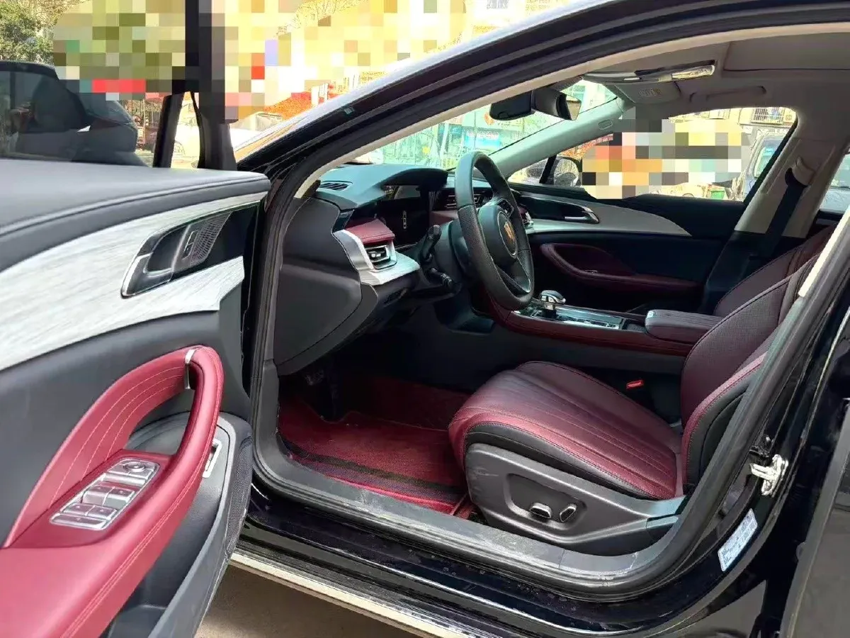 2025 HongQi H5 1.5T 169HP L4 1DHT Hybrid,autocango,china used car exporter,china ev exporter,chinese used car exporter,chinese used ev exporter