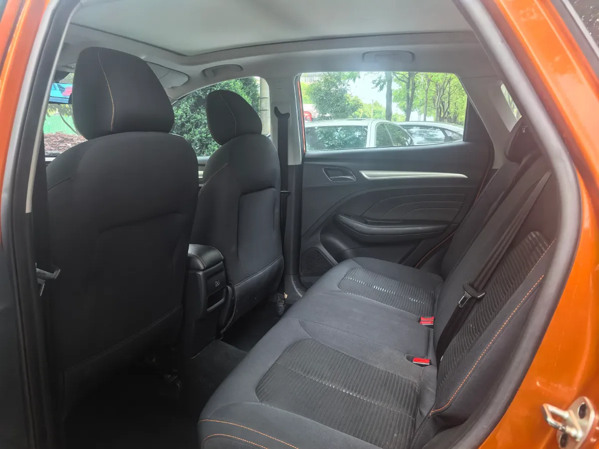 2021 Roewe RX3 1.6L 125HP L4 CVT,autocango,china used car exporter,china ev exporter,chinese used car exporter,chinese used ev exporter