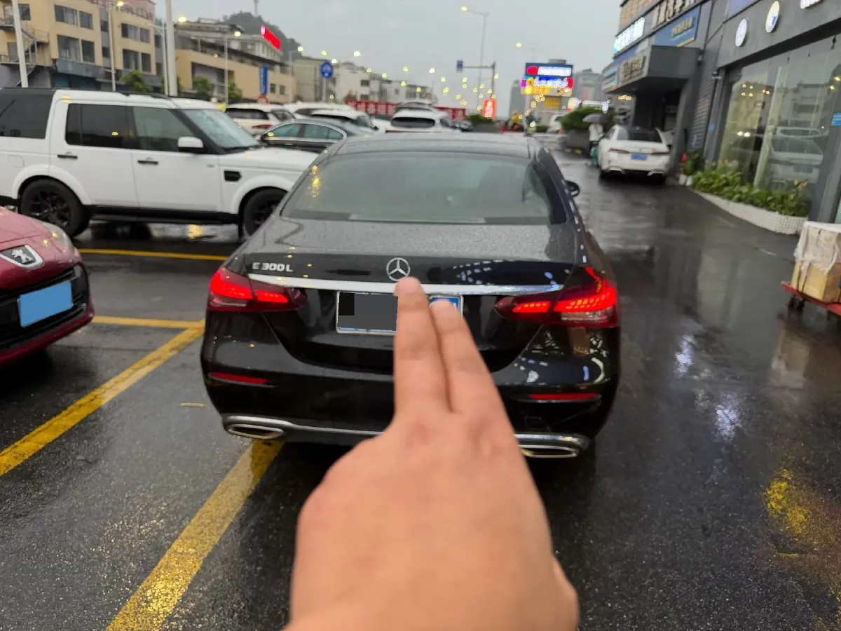 2022 Mercedes-Benz E Class 2.0T 258HP L4 9AT,autocango,china used car exporter,china ev exporter,chinese used car exporter,chinese used ev exporter