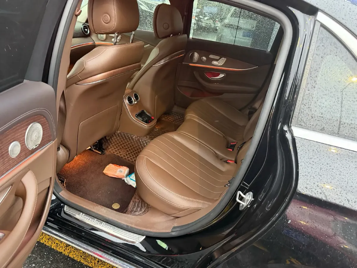 2022 Mercedes-Benz E Class 2.0T 258HP L4 9AT,autocango,china used car exporter,china ev exporter,chinese used car exporter,chinese used ev exporter