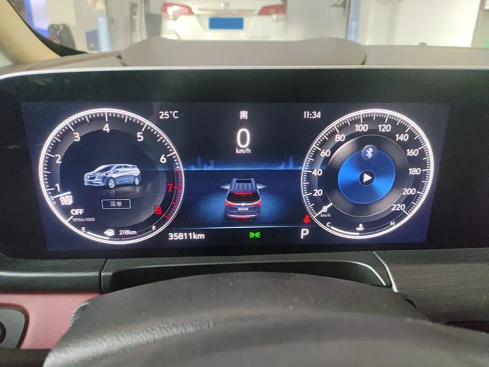 2022 Buick GL8 2.0T 237HP L4 9AT,autocango,china used car exporter,china ev exporter,chinese used car exporter,chinese used ev exporter