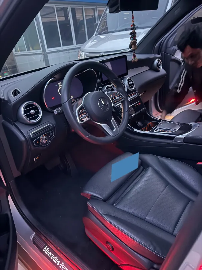 2022 Mercedes-Benz GLC Class 2.0T 197HP L4 9AT,autocango,china used car exporter,china ev exporter,chinese used car exporter,chinese used ev exporter