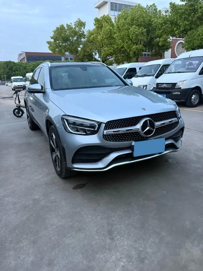 2022 Mercedes-Benz GLC Class 2.0T 197HP L4 9AT,autocango,china used car exporter,china ev exporter,chinese used car exporter,chinese used ev exporter