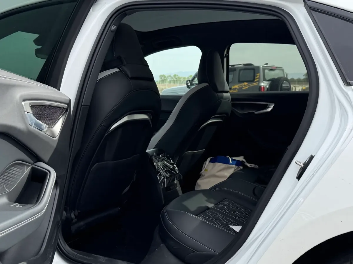 2026 Audi A5L 2.0T 204HP L4 7DCT,autocango,china used car exporter,china ev exporter,chinese used car exporter,chinese used ev exporter