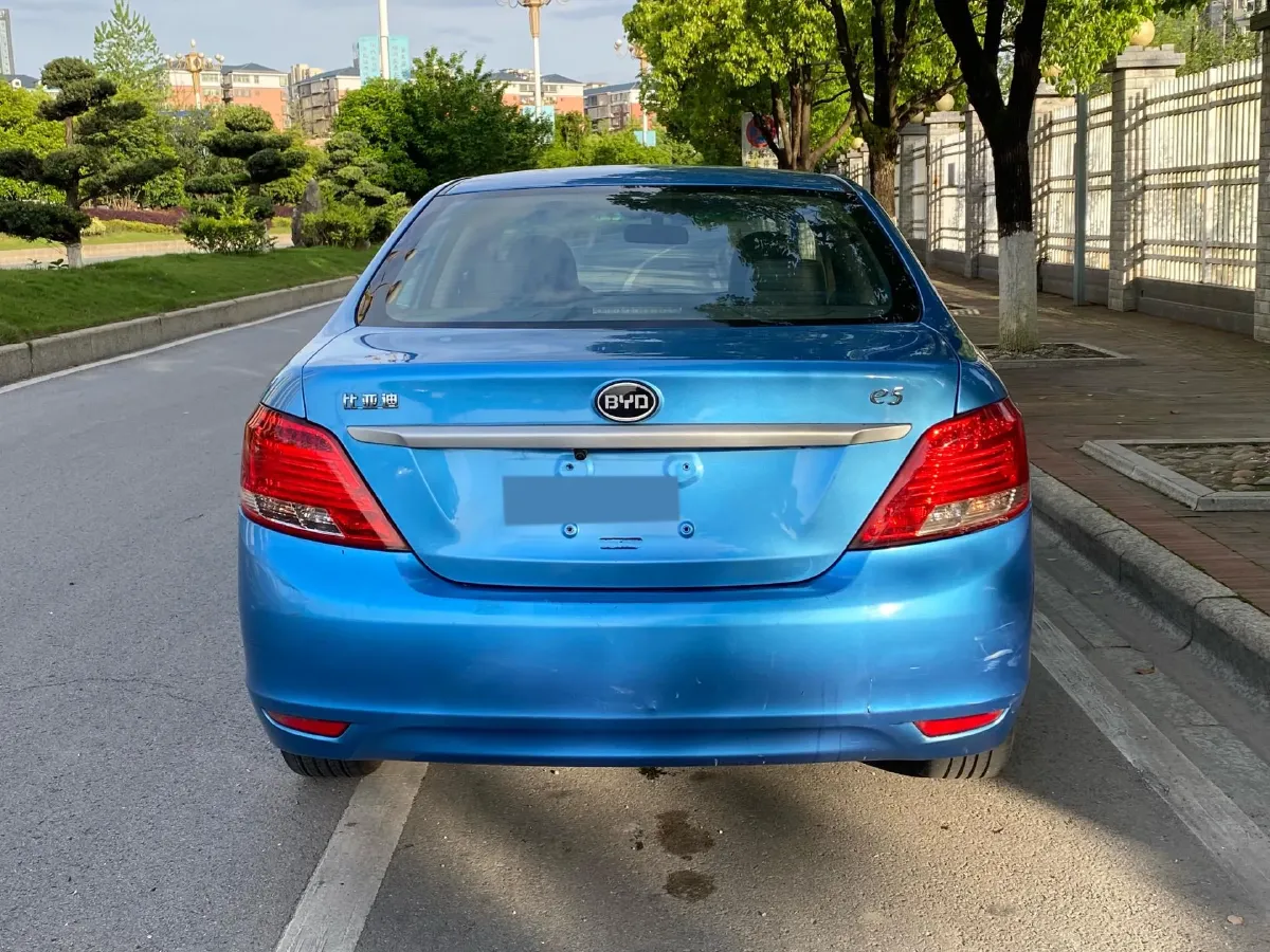 2018 BYD e5 BEV 60.48KWH,autocango,china used car exporter,china ev exporter,chinese used car exporter,chinese used ev exporter