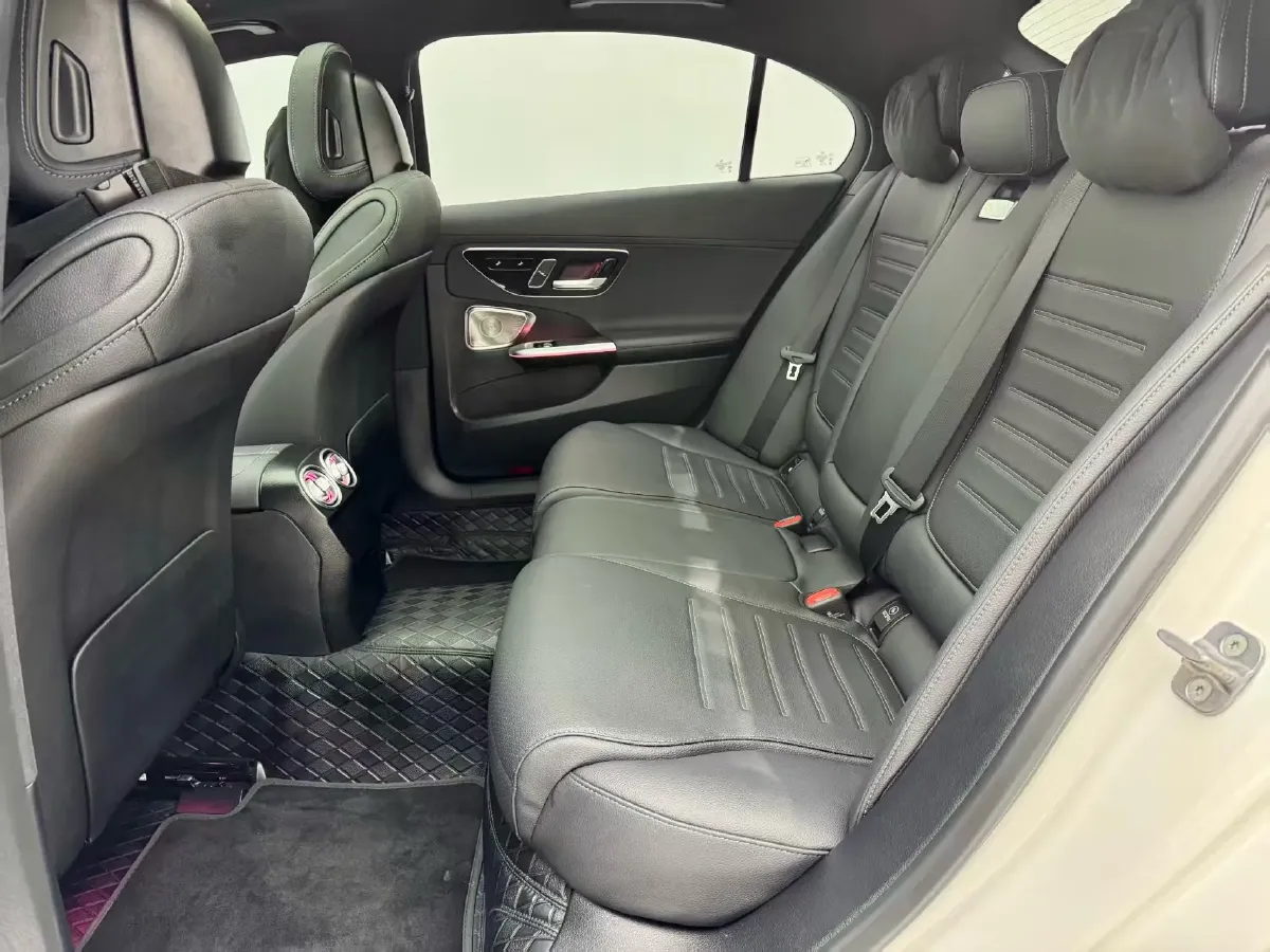 2025 Mercedes-Benz C Class 1.5T 204HP L4 9AT,autocango,china used car exporter,china ev exporter,chinese used car exporter,chinese used ev exporter