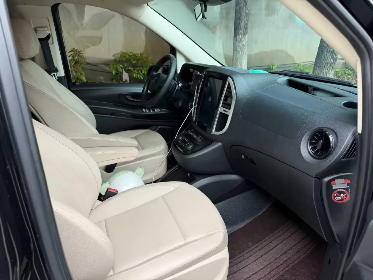 2023 Mercedes-Benz Vito 2.0T 211HP L4 9AT,autocango,china used car exporter,china ev exporter,chinese used car exporter,chinese used ev exporter