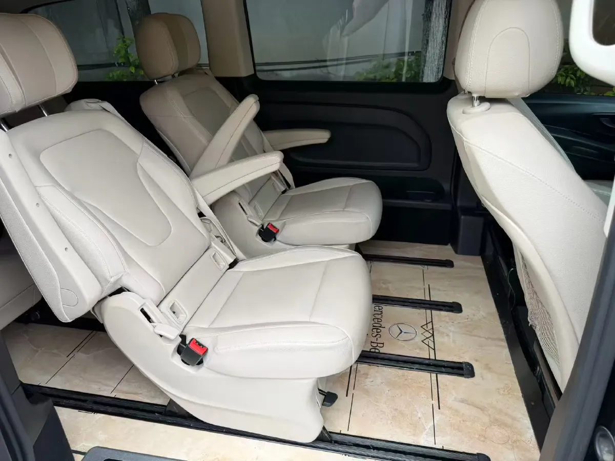 2023 Mercedes-Benz Vito 2.0T 211HP L4 9AT,autocango,china used car exporter,china ev exporter,chinese used car exporter,chinese used ev exporter