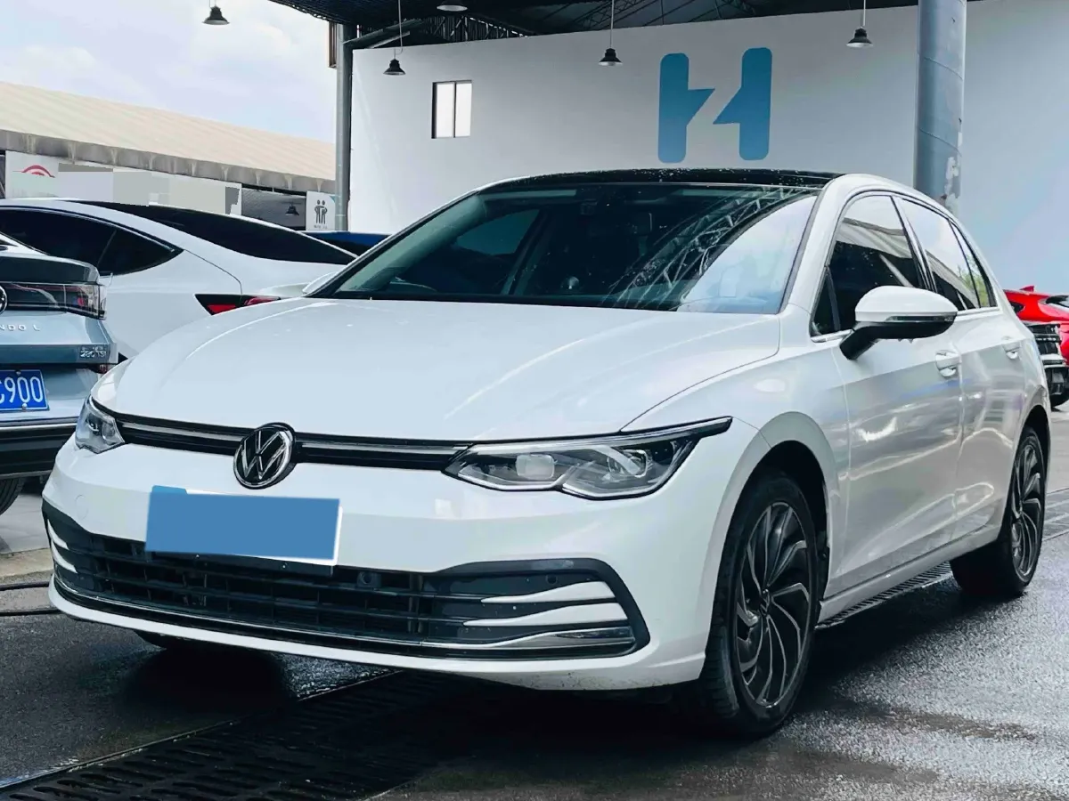 2023 Volkswagen Golf 1.4T 150HP L4 7DCT,autocango,china used car exporter,china ev exporter,chinese used car exporter,chinese used ev exporter