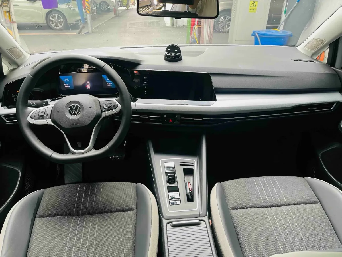 2023 Volkswagen Golf 1.4T 150HP L4 7DCT,autocango,china used car exporter,china ev exporter,chinese used car exporter,chinese used ev exporter