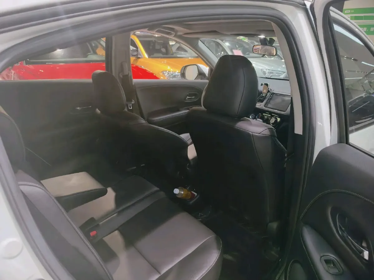 2020 Honda Vezel 1.5L 131HP L4 CVT,autocango,china used car exporter,china ev exporter,chinese used car exporter,chinese used ev exporter