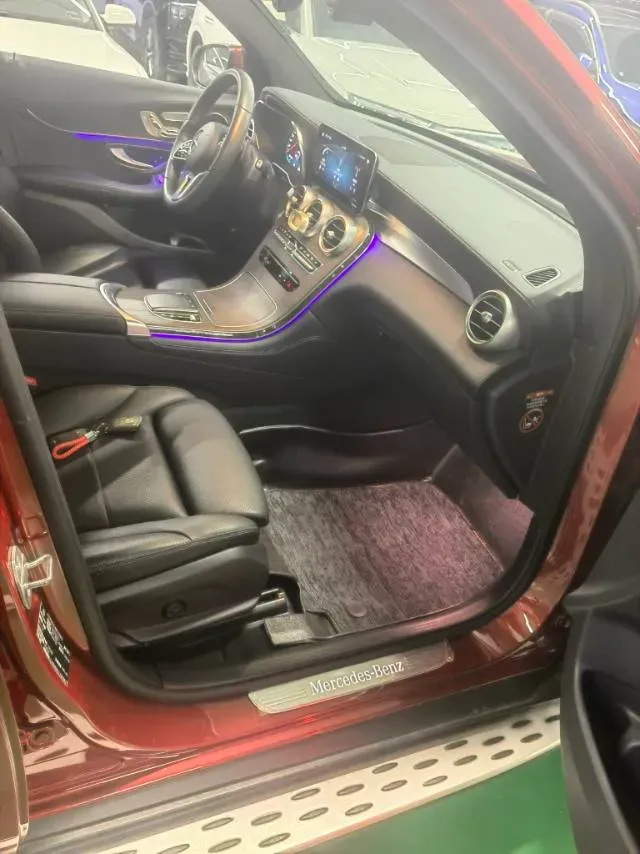 2021 Mercedes-Benz GLC Class 2.0T 258HP L4 9AT,autocango,china used car exporter,china ev exporter,chinese used car exporter,chinese used ev exporter