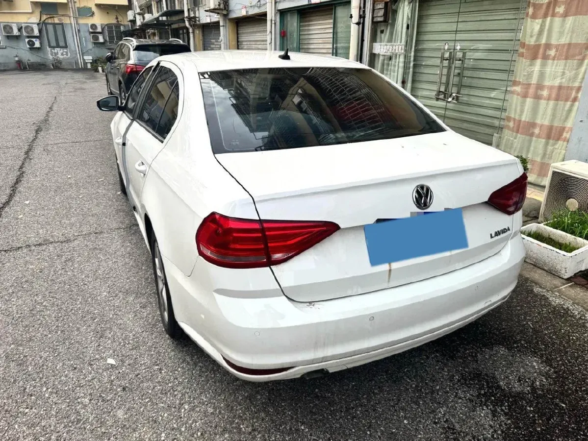 2017 Volkswagen Lavida 1.6L 110HP L4 6AT,autocango,china used car exporter,china ev exporter,chinese used car exporter,chinese used ev exporter