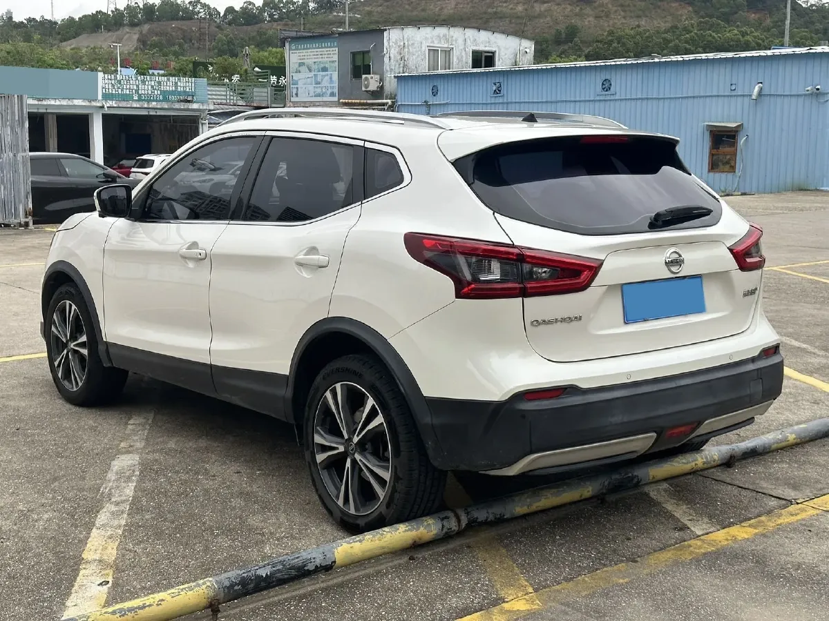 2022 Nissan Qashqai 2.0L 151HP L4 CVT,autocango,china used car exporter,china ev exporter,chinese used car exporter,chinese used ev exporter