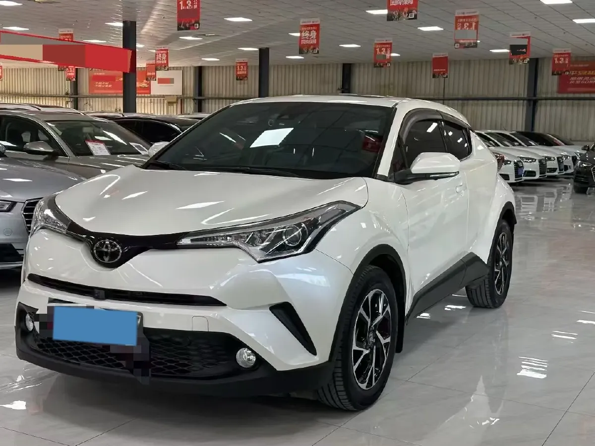 2020 Toyota C-HR 2.0L 171HP L4 CVT,autocango,china used car exporter,china ev exporter,chinese used car exporter,chinese used ev exporter