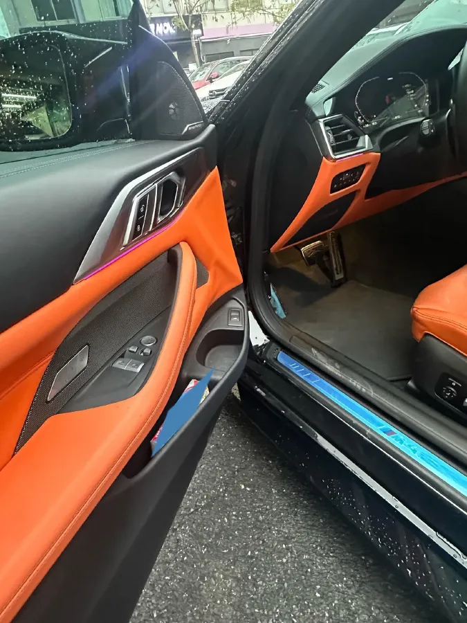 2021 BMW M4 3.0T 510HP L6 8AT,autocango,china used car exporter,china ev exporter,chinese used car exporter,chinese used ev exporter