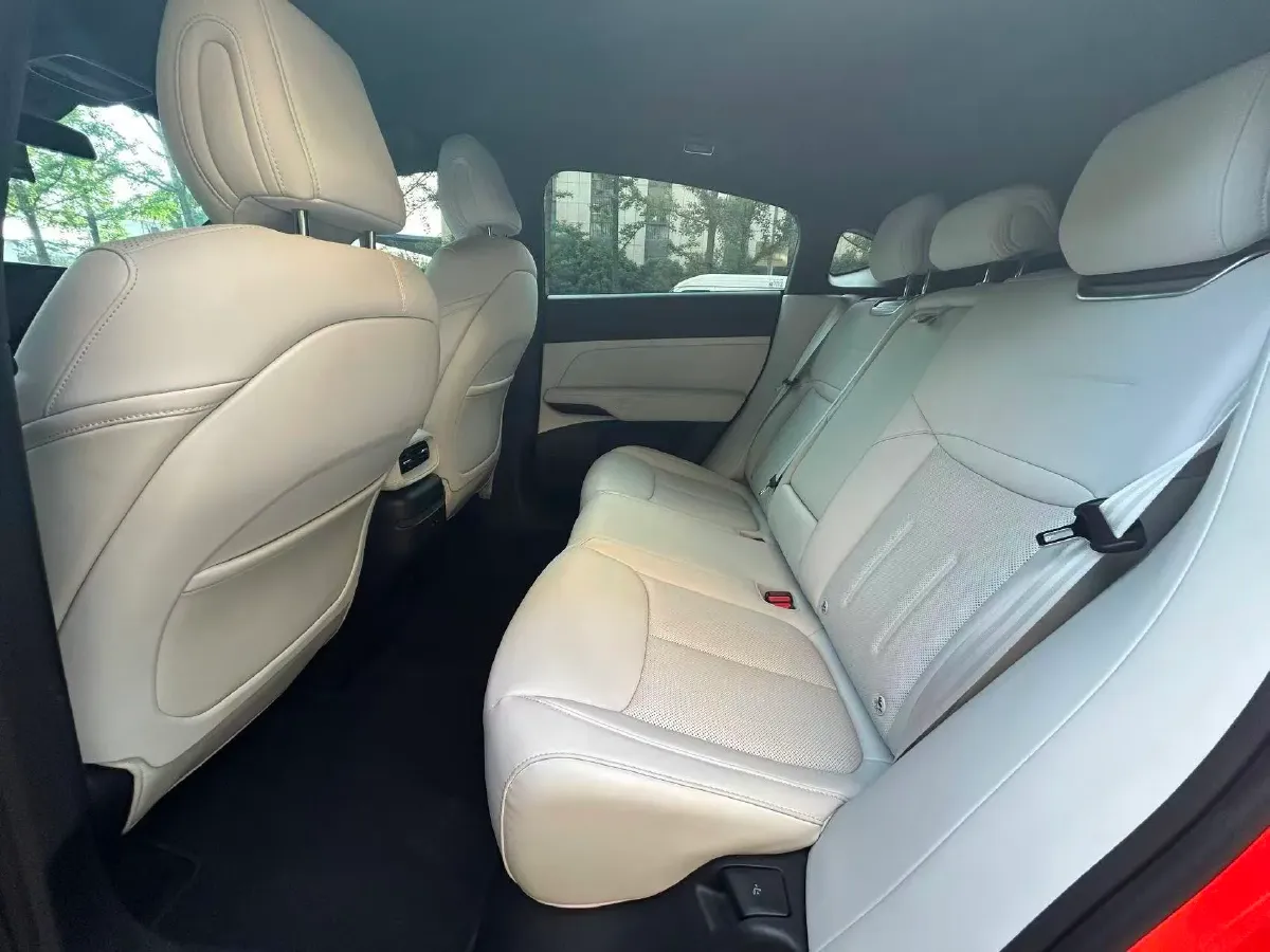 2023 Xpeng G6 BEV 87.5KWH,autocango,china used car exporter,china ev exporter,chinese used car exporter,chinese used ev exporter