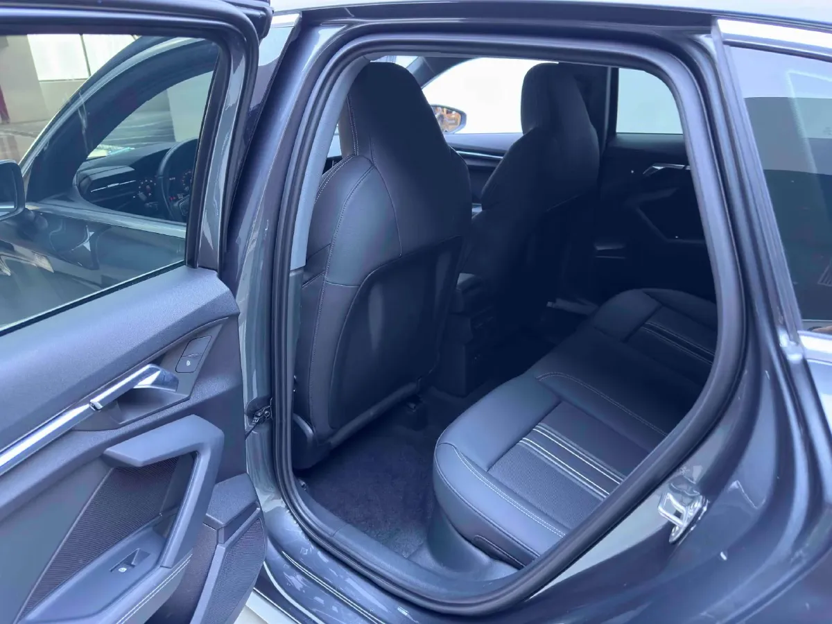 2021 Audi A3 1.4T 150HP L4 7DCT,autocango,china used car exporter,china ev exporter,chinese used car exporter,chinese used ev exporter