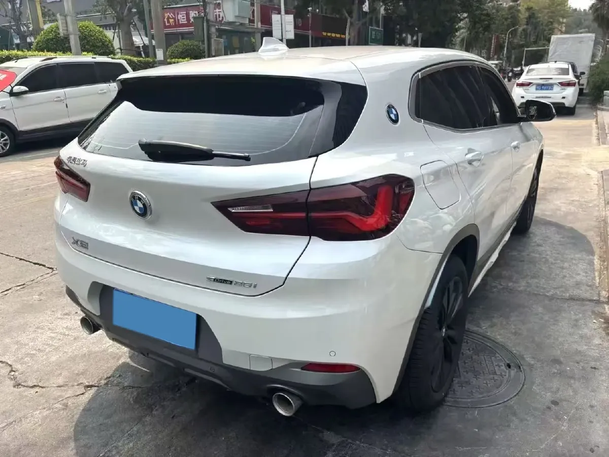 2023 BMW X2 2.0T 178HP L4 7DCT,autocango,china used car exporter,china ev exporter,chinese used car exporter,chinese used ev exporter